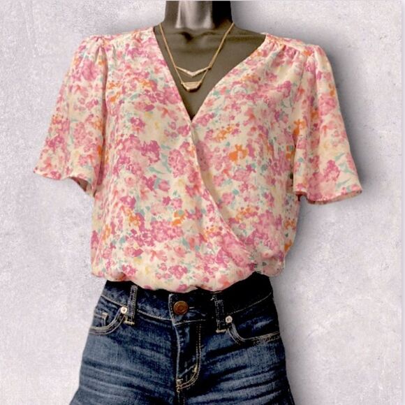 All in Favor Tops - : : ALL IN FAVOR Short Sleeve Floral Faux Wrap Blouse Bodysuit : :